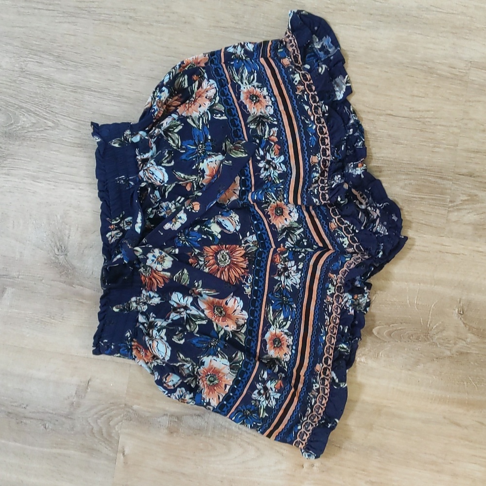 Angie blue floral shorts with elastic waistband size small